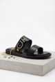 圖片 黑色雙寬帶金屬扣涼鞋 (Black double‑strap metallic buckle sandal)