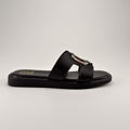 圖片 黑色雙寬帶金屬扣涼鞋 (Black double‑strap metallic buckle sandal)